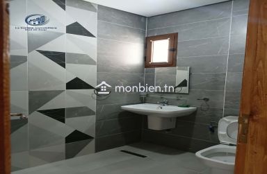 Magnifique Appartement S+2 Meublé à Hay El Khadhra