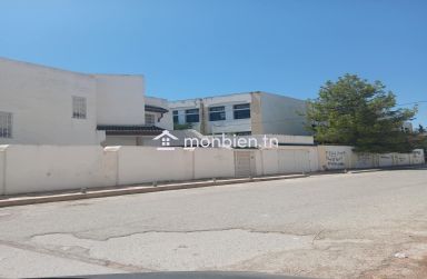 a vendre une villa situé a Manzah 5 en face mosquée.