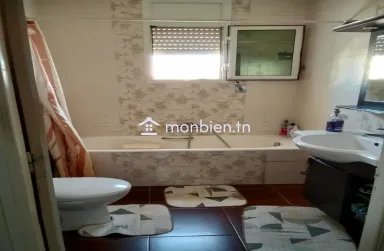 un appartement S+3 situé à El Menzah 9