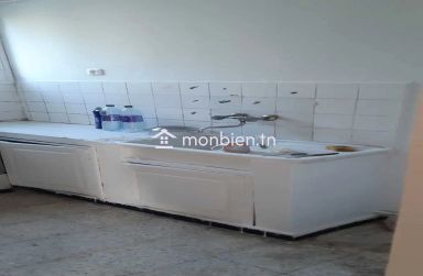À Louer – Appartement S+2 Meublé à Cité El Khadhra