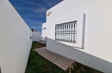 Une villa toute neuve avec piscine à vendre à Hammamet Sud 51355351