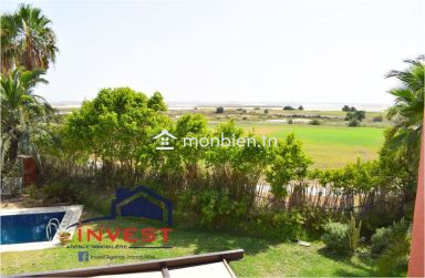 Magnifique villa meublée avec vue panoramique sur le Golf de Gammarth