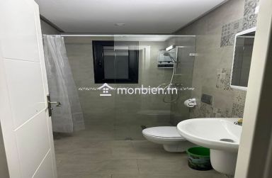 Réf : L1192 Appartement Floral