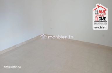 Appart S4 Períssa à Louer à La Marsa Plage