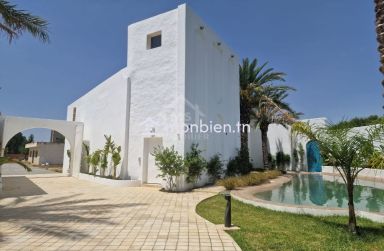 Charmante villa avec piscine à vendre à hammamet 51355351