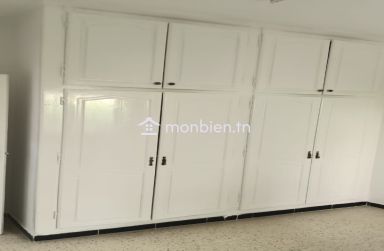 a vendre situé entre Omrane Supérieur Et Manar 1.