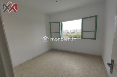 A vendre Appartement à El Mourouj 5 - à 2 minutes de station terminus métro.