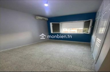 un étage de villa S+3 à KSAR SAID 1