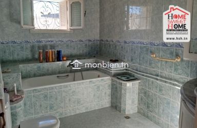 Etage de Villa Gloria à Louer à Cité EL Ghazela