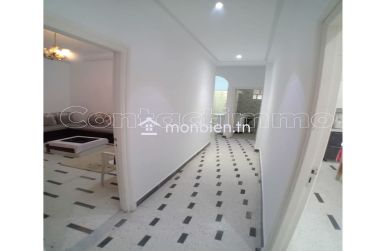 À Vendre  Exceptionnelle RDC de Villa à Ariana ville