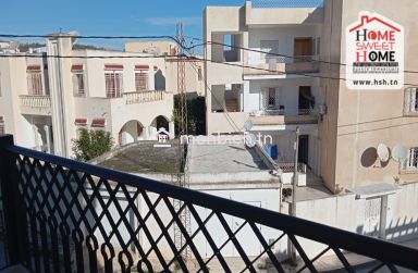 Etage de Villa Gloria à Louer à Cité EL Ghazela