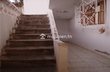 Maison de ville quartier Warda Oued Ellil