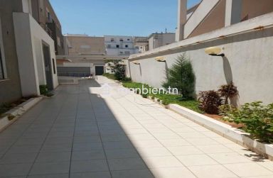 a vendre un appartement s+4