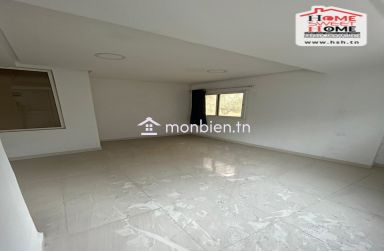 Bureau H4 Pallotta à Louer à Kasba