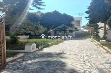 Une villa avec jardin à vendre à Hammamet 51355351