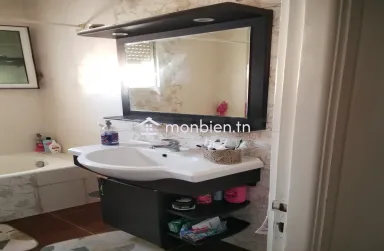 un appartement S+3 situé à El Menzah 9