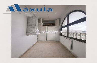 À LOUER APPARTEMENT S+4 À USAGE BUREAUTIQUE À MEGRINE RIADH