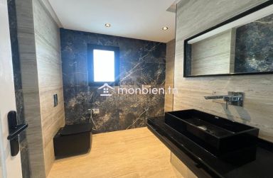 Un triplex avec piscine à Hammamet Nord à vendre 51355351