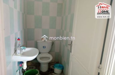 Fonds Mistral à Vendre à L'aéroport