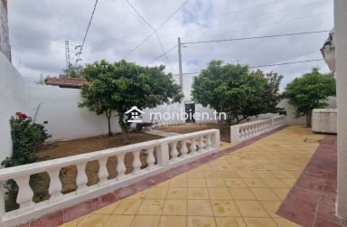 Maison S+2 avec jardin à vendre à Hammamet 51355351