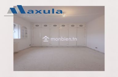 À LOUER APPARTEMENT S+4 À USAGE BUREAUTIQUE À MEGRINE RIADH