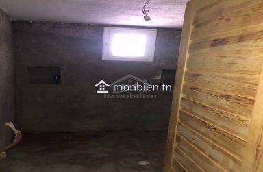 Maison S+2 avec 3 garages à vendre à Korba 51355351