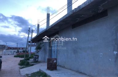 Maison S+2 avec 3 garages à vendre à Korba 51355351