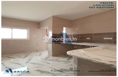 À VENDRE APPARTEMENT S+2 AU 1ER ÉTAGE À RADES SNIT