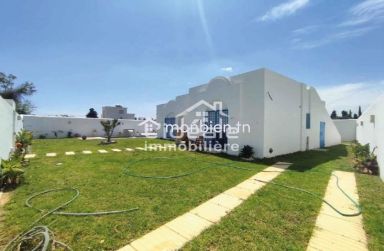 Opportunité à Saisir : Une villa clé en main avec piscine dans un cadre calme à Hammamet.