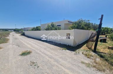 Terrain de 4000 m² à vendre à 100 MD à Hammamet Sud 51355351