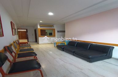 *À Louer – Bureau Haut Standing Hall + 3