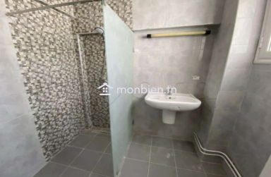 À Louer – Joli Appartement S+2 Rénové à El Manar 1