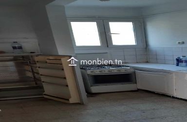 À Louer – Appartement S+2 Meublé à Cité El Khadhra