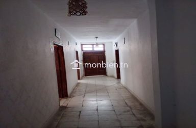Maison de ville quartier Warda Oued Ellil