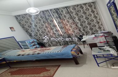 Une villa S+3 avec garage et jardin à vendre à Birbouregba 51355351