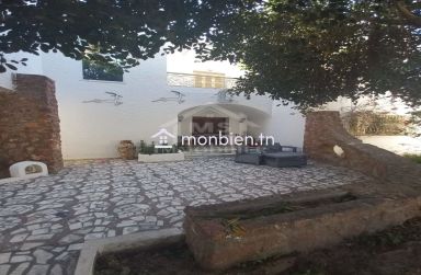 Une villa avec jardin à vendre à Hammamet 51355351