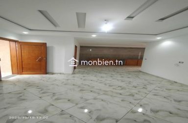 une villa s+3 prés de la plage à el haouaria