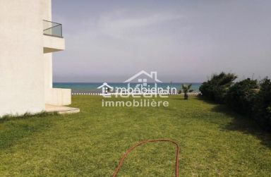 Appartement Rez-de-chaussée pied dans l'eau