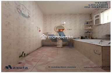 À VENDRE MAISON D’ANGLE S+5 À RADES MALLEHA