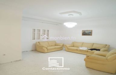 Sublime Villa à vendre à Ennkhilet, Ariana