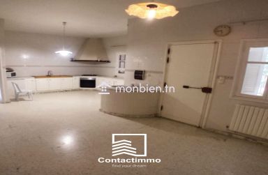 Sublime Villa à vendre à Ennkhilet, Ariana