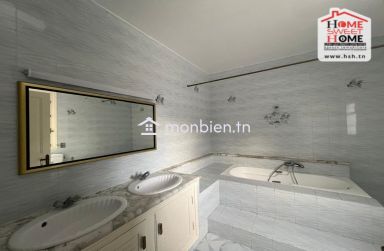 Villa Opaline à Louer à La Marsa Nassim