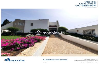 À VENDRE EXCEPTIONNELLE VILLA SUR LES HAUTEUR DE RADES MONGIL