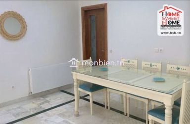 RDC de Villa Lorienya  Meublé à Louer à La Marsa Corniche