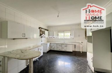 Villa Mirna à Louer aux Berges du Lac 1