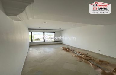 Bureau H3 Piloc à Louer à Beb Saadoun