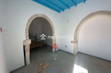 HOUCH TYPIQUE DJERBIEN À HOUMT SOUK