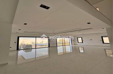 Villa avec piscine et jardin à Hammamet Sud à vendre 51355351