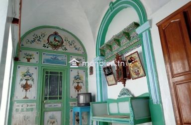 Une maison arabe avec garage à vendre à Hammamet 51355351