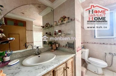 Villa Enarya à Vendre à L'Aouina